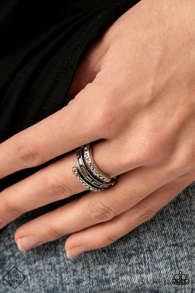 More to Go Around - silver - Paparazzi ring